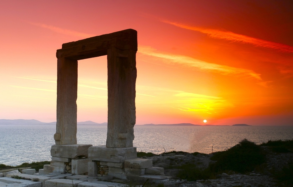 Combiné Cyclades 3 îles : Santorin, Naxos, Syros 3* ou 4* - 1